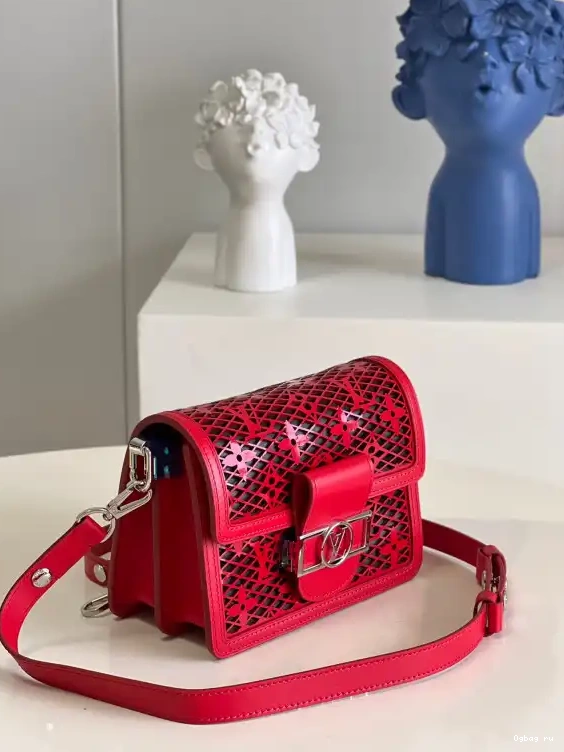 DAUPHINE VUITTON MINI LOUIS 0605